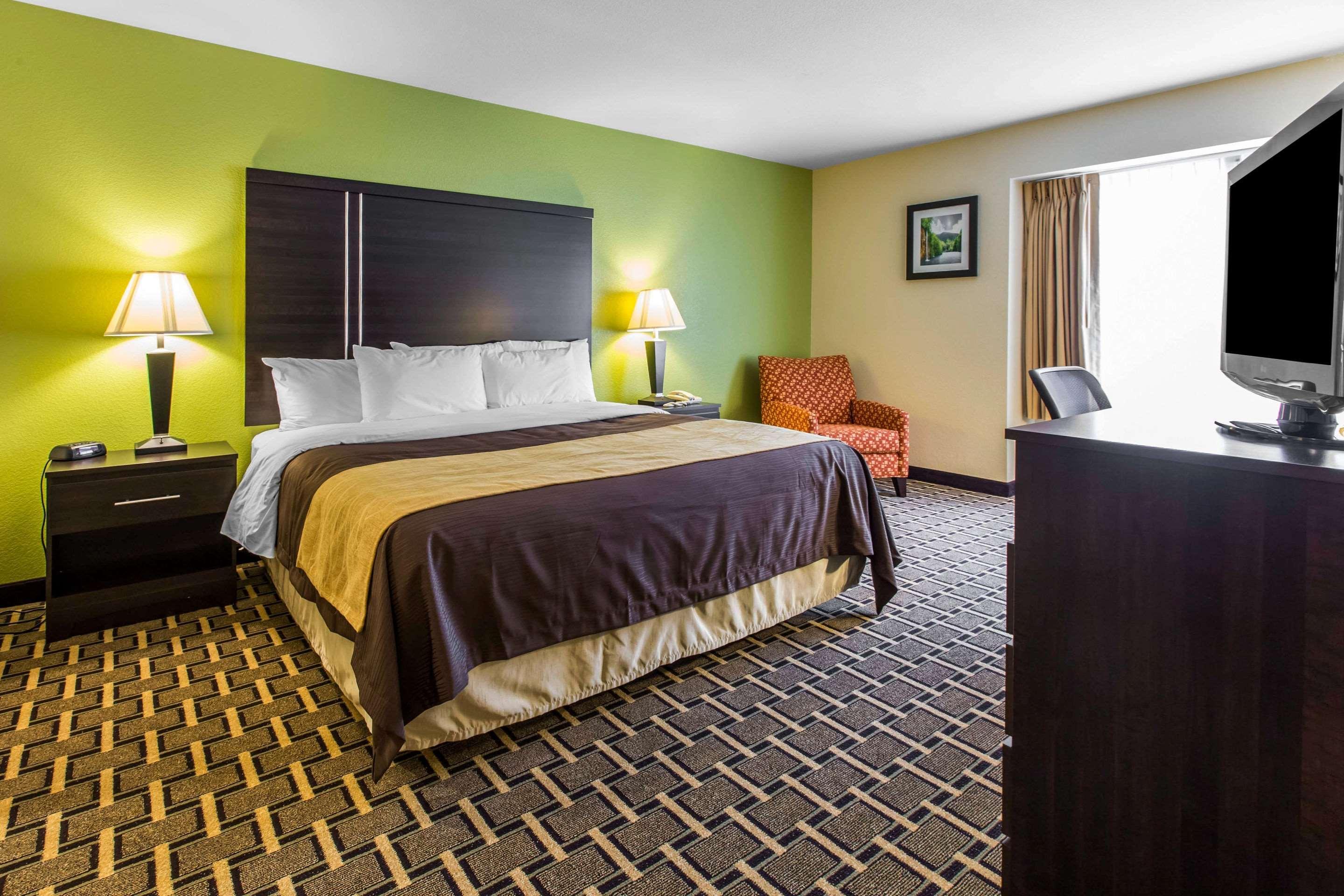 Quality Inn West Of Asheville Canton Extérieur photo